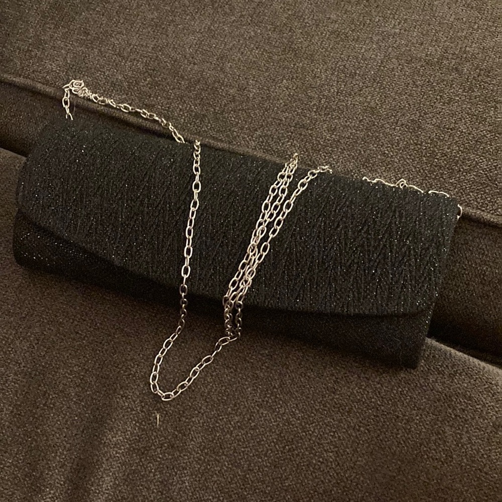 Sparkly black clutch
